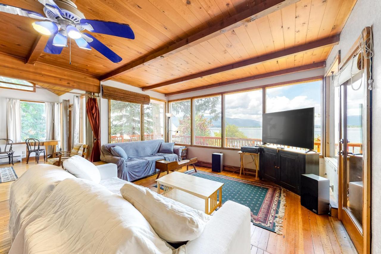 Calm Waters Lakeside Cabin Villa Sagle Exterior photo