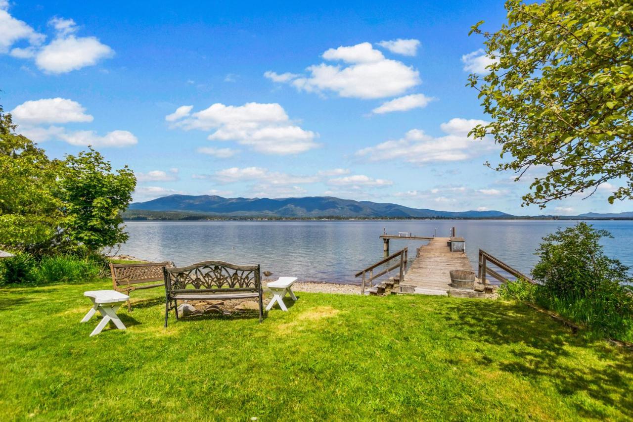 Calm Waters Lakeside Cabin Villa Sagle Exterior photo