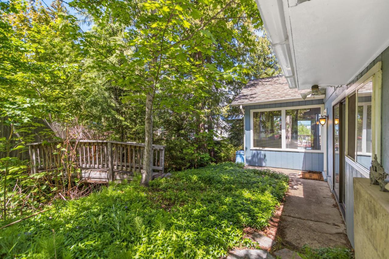 Calm Waters Lakeside Cabin Villa Sagle Exterior photo